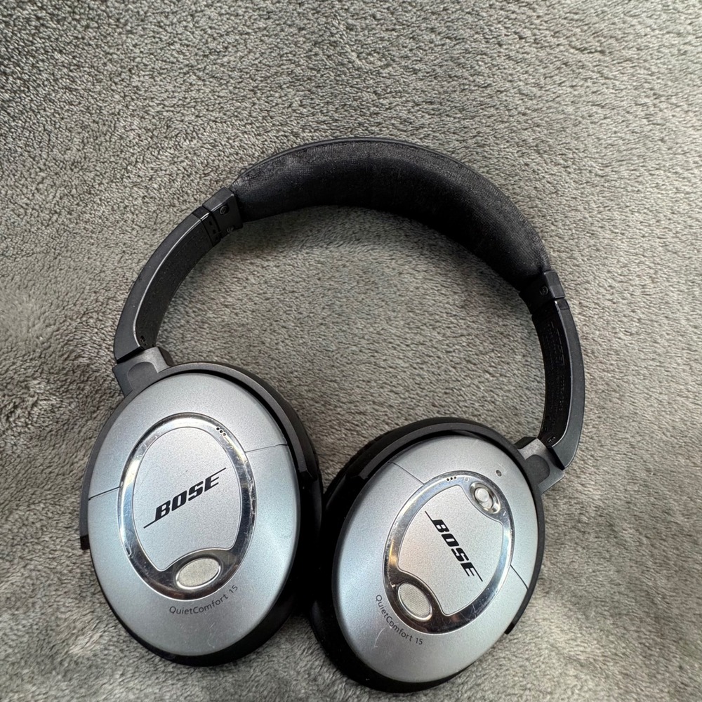 Bose QuietComfort‎ 15 Noise Cancelling Headphones Silver/Black QC15